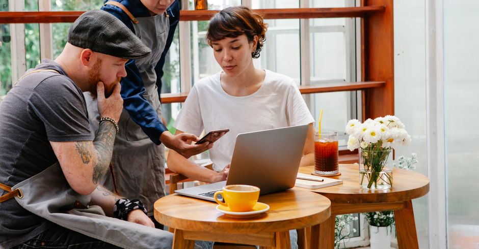 cara menentukan lokasi strategis untuk membuka coffee shop