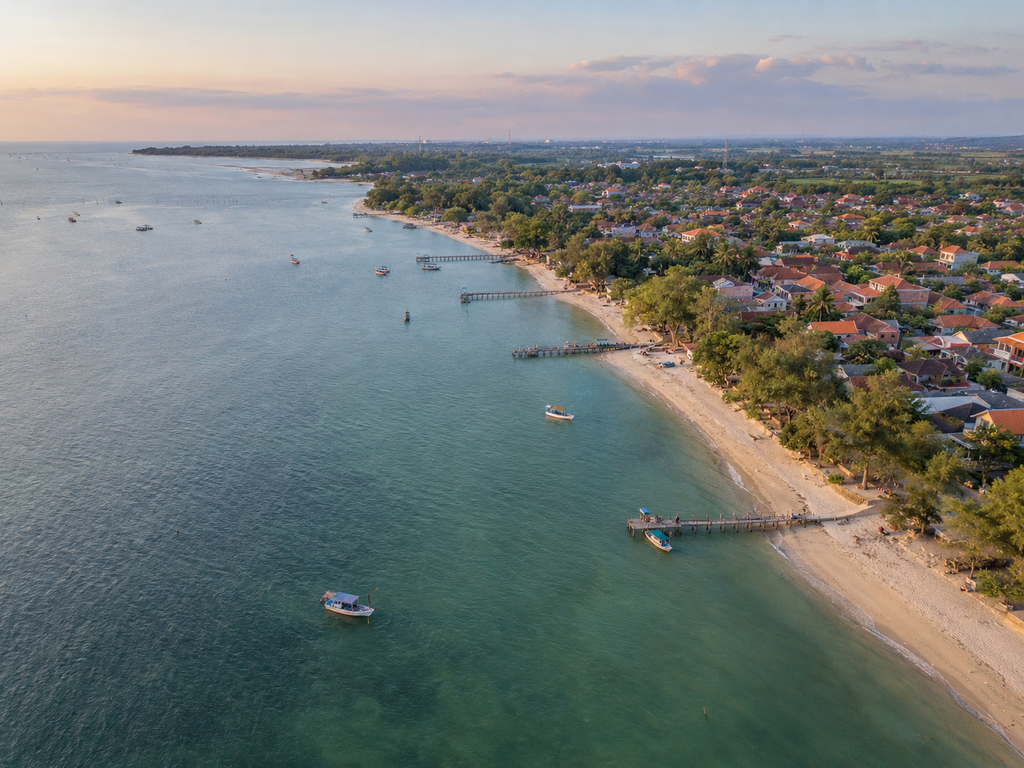 Pantai Teluk Awur Jepara